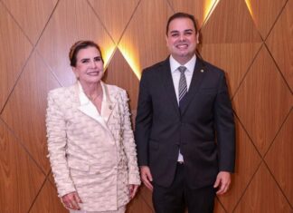 Presidente Roberto Cidade prestigia cerimônia de posse no TCE e exalta contribuição da Corte de Contas ao Amazonas