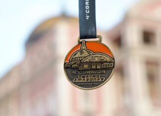 Corrida do Teatro Amazonas reúne mais de 3 mil atletas na celebração dos 129 anos do monumento