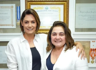 Michelle Bolsonaro reafirma apoio à Professora Maria do Carmo: ‘fará a diferença ao povo amazonense’