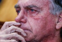 Bolsonaro: advogados pedem ao STF intervenção cirúrgica e prisão domiciliar por problemas de saúde