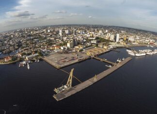 Zona Franca de Manaus impulsiona economia com mais de 130 mil vagas diretas