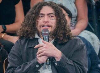 Whindersson diz que cuidados de acompanhante terapêutico o deixaram profundamente “mexido”