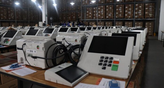 21167ab3-7fd5-44e1-b57f-106c0ba8575c