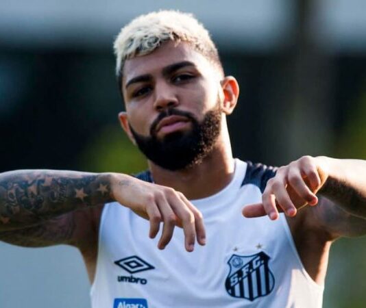 Cruzeiro acerta empréstimo e Gabigol volta ao Santos