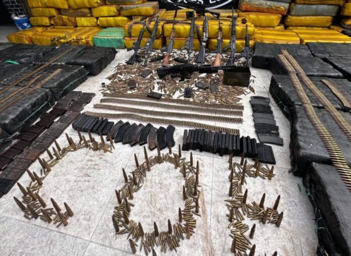 SSP-AM_APREENSAO_DE_ARMA_DE_FOGO_FOTOS_DIVULGACAO_SSP_AM-4-1024x748