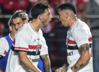 Virada do São Paulo sobre o Flamengo termina com reclamação rubro-negra