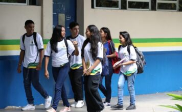 Matrículas de novos alunos das redes estadual e municipais de ensino iniciam nesta sexta-feira