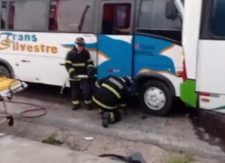 Engavetamento de micro-ônibus no Distrito Industrial 2 provoca feridos e lentidão no trânsito