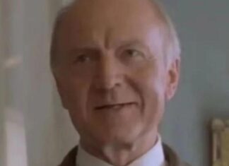 Morre Donald Douglas, ator de Doctor Who, aos 92 anos de idade