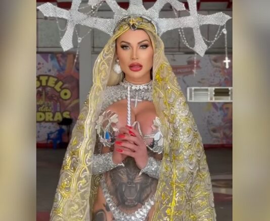 Após anúncio de vídeo com o filho, Andressa Urach diz que não cometeu crime e usa Bíblia para justificar decisão