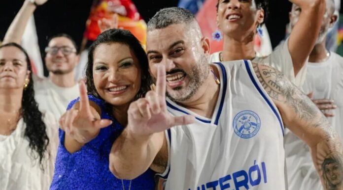 Academicos-de-Niteroi-Carnaval-Lula-1-1366x760