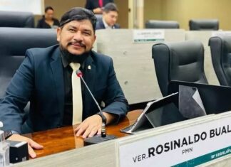 Rosinaldo Bual retorna às sessões com tornozeleira eletrônica após escândalo de rachadinha