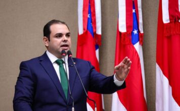 Presidente da Aleam critica ataque do prefeito às instituições e rebate ofensas pessoais