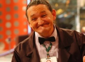 Marquito, do Ratinho, sofre grave acidente de moto e entra em coma induzido