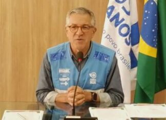 Família Bolsonaro foi responsável por apagão na saúde, diz Padilha