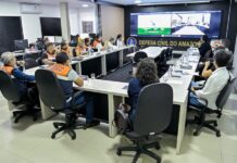 Defesa Civil do Amazonas une forças com telecomunicações para combater cheias de 2026