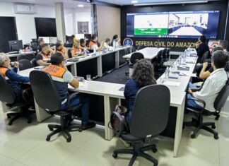 Defesa Civil do Amazonas une forças com telecomunicações para combater cheias de 2026