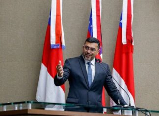 Wilson Lima destaca obras históricas em infraestrutura e habitação em discurso na Aleam