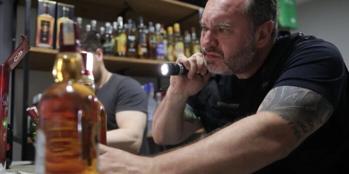 Alerta de metanol em bebidas: estados intensificam fiscalização para o Carnaval