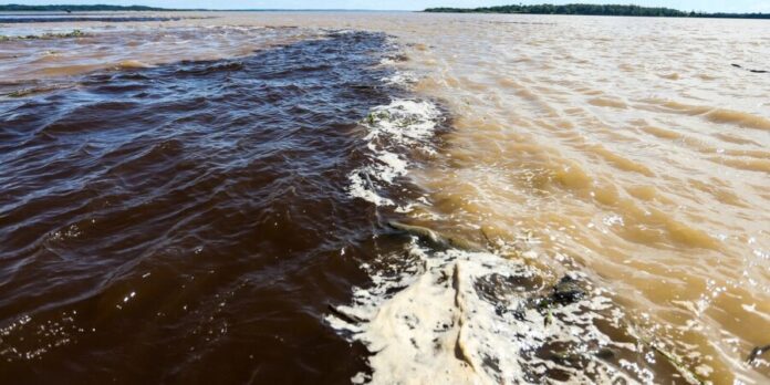 Naufrágio no Amazonas: lancha vira e deixa dois mortos e sete desaparecidos perto de Manaus