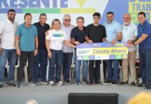 Governo Presente leva serviços e folia carnavalesca ao Tarumã com foco em saúde ocular