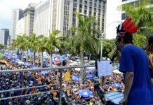 Carnaval 2026 no Rio: Monobloco lidera programação de blocos neste domingo
