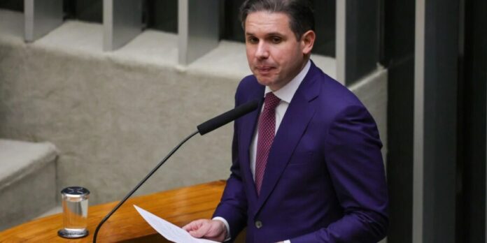 Arthur Lira anuncia acordo com governo para votação do PL Antifacção nesta terça (24)