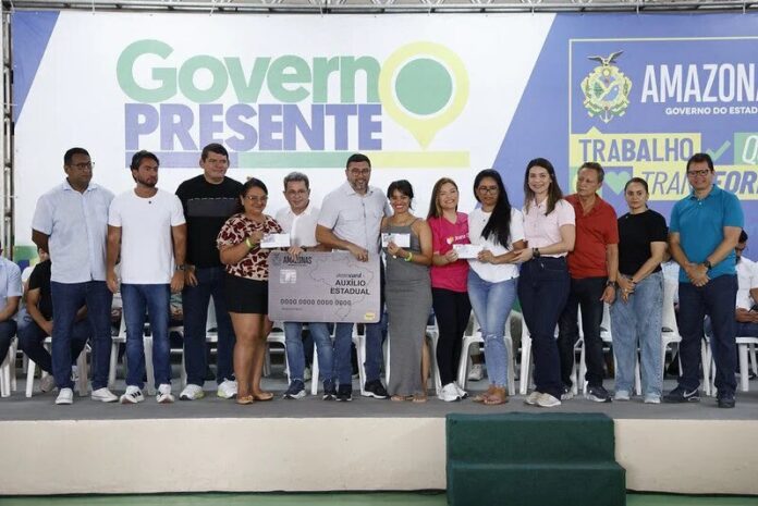 Governo Presente leva cidadania, crédito e inclusão social ao bairro Japiim em Manaus