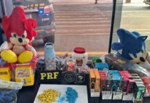 Mais de 600 comprimidos de ecstasy são encontrados com adolescente em ônibus fiscalizado pela PRF