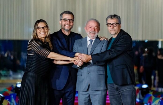 54706922780_a3a192ed2f_k-1536x986