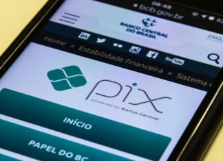 Pix apresenta instabilidade neste sábado e volta a funcionar após falhas