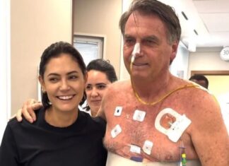 Michelle posta foto com Bolsonaro no hospital: “Seguirei cuidando”