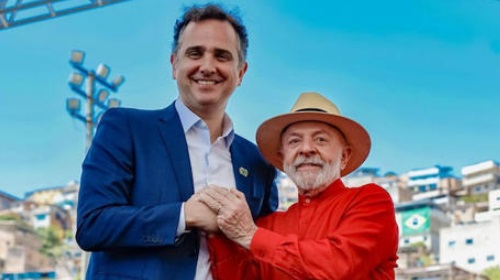 Pacheco chama Lula de ‘maior democrata’ da história do Brasil