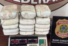 Embarcação com cocaína é interceptada pela PF em rota para Manaus