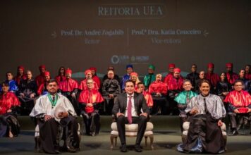 André Zogahib e Katia Couceiro são empossados nos cargos de reitor e vice-reitora da UEA