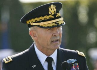 Secretário de Defesa dos EUA pede renúncia de chefe do Estado-Maior do Exército