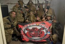 Símbolo da Torcida Jovem do Flamengo surge em meio a combate na guerra da Ucrânia
