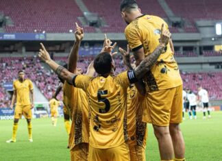 Amazonas faz 1 a 0 no Santa Cruz e continua invicto com quatro vitórias na Série C