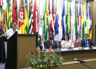 Michelle Bolsonaro veta Mário Frias e amplia guerra do PL pelo Senado em SP