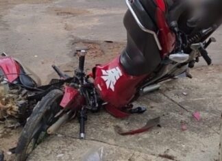 Acidente com moto conduzida por jovem bêbado e lotada deixa cinco feridos no Amazonas