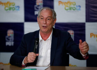 Fora da corrida presidencial, Ciro Gomes deve disputar o governo cearense