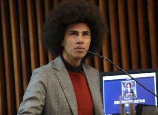 Conselho de Ética avança com processo que pode cassar mandato de deputado do PT