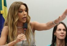 Erika Hilton critica mudança de posição do PL sobre escala 6×1: “Tentativa de limpar a própria barra”