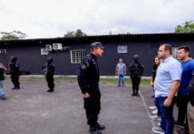 Governador Roberto Cidade inaugura tanque tático da COE e assina criação do Bope no Amazonas