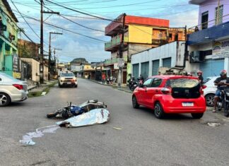 Colisão entre moto e micro-ônibus no bairro Nova Esperança, em Manaus, termina com morte de motociclista
