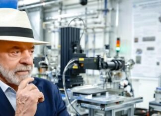 Lula vai ao hospital Sírio Libanês para acompanhamento médico em SP