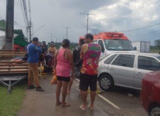 Veículo perde controle e deixa cinco pessoas feridas na avenida do Turismo, em Manaus