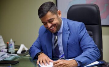 Governador Roberto Cidade assina convênio para repasse da segunda parcela para elaboração do Plano Diretor da Bacia Hidrográfica do Rio Tarumã-Açu