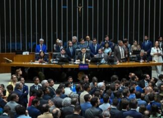 Senado derruba norma sobre aborto legal para crianças vítimas de estupro