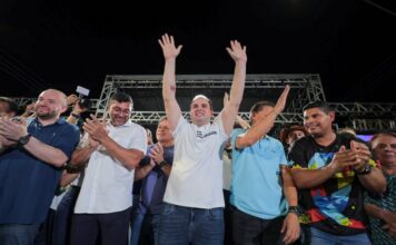 Na zona Leste, Roberto Cidade dá o tom da pré-campanha: o social receberá ainda mais atenção